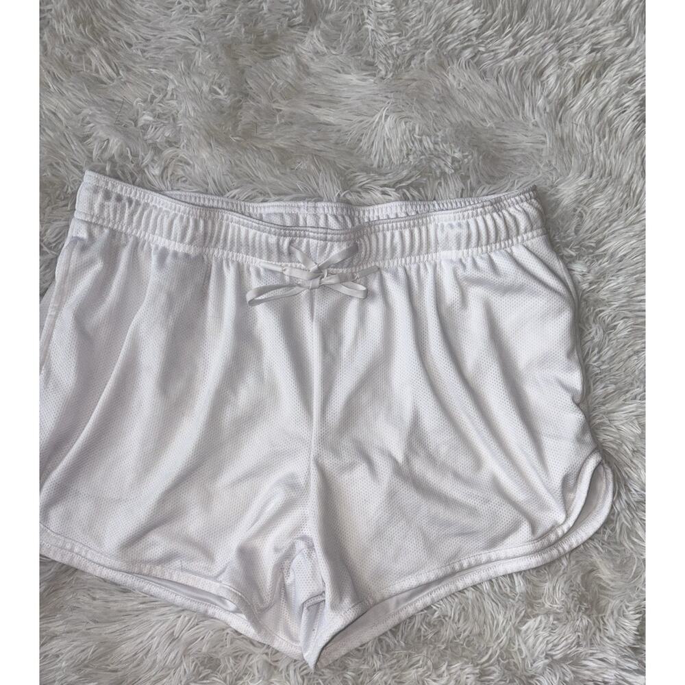 Athletic Works Women’s L Classic White Soft Waist Sport Shorts. Great Pair, Comf